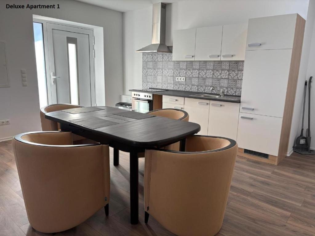 Apartments & Zimmer Jembke Exteriör bild